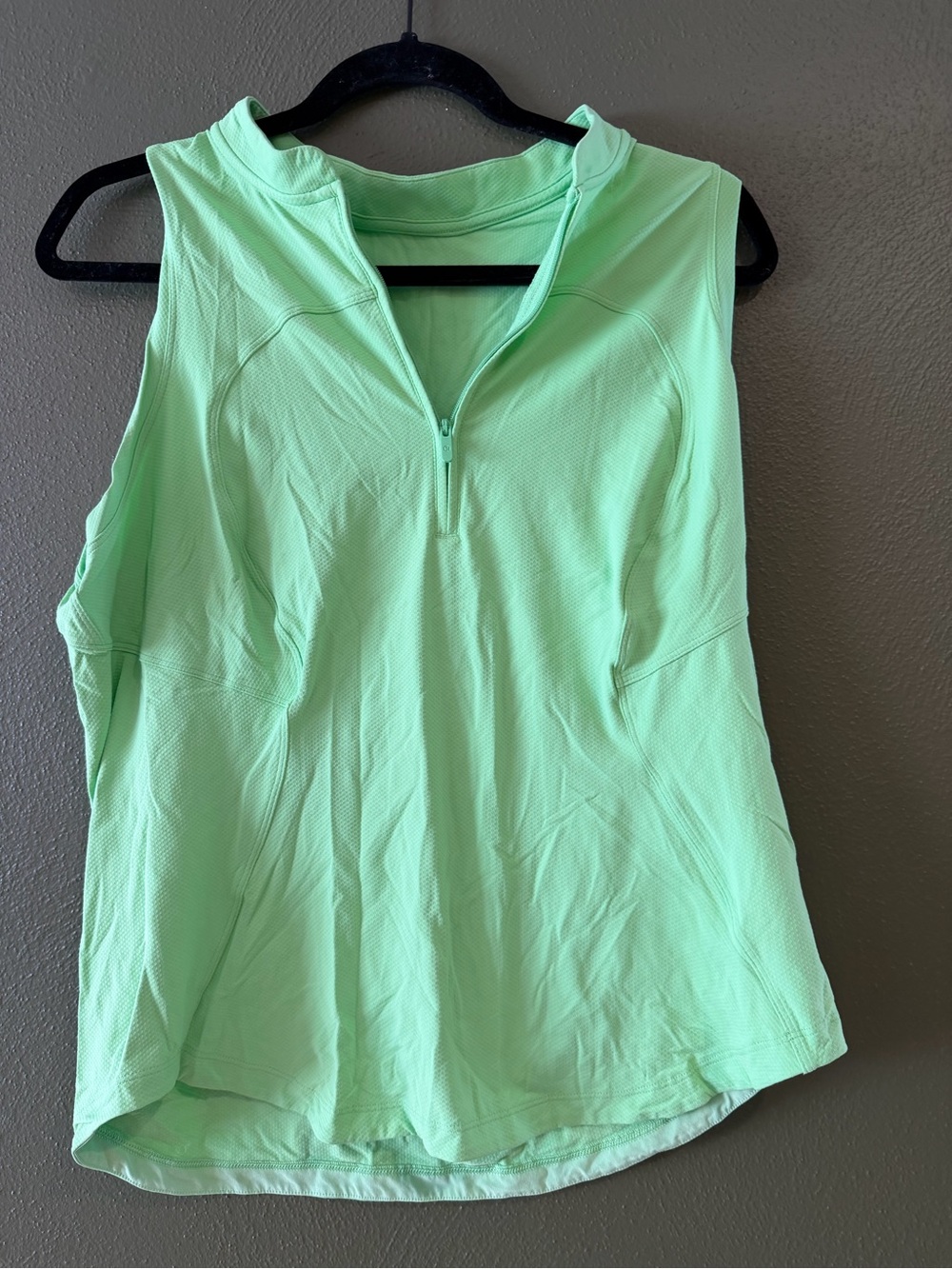 Sleeveless Green Zip-Front Women’s Top